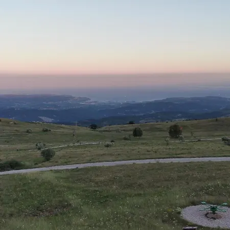 Tumova Koca Na Slavniku *