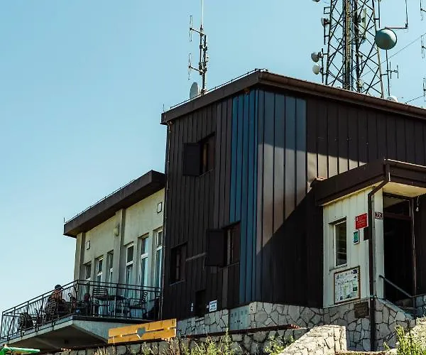 Ostello Tumova Koca Na Slavniku Podgorje (Koper)