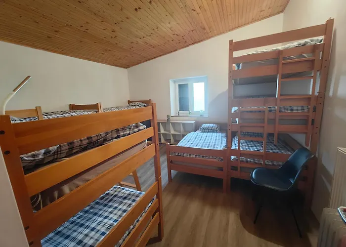 Tumova Koca Na Slavniku Podgorje (Koper)